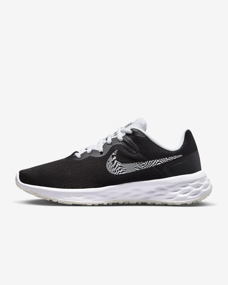 Nike Revolution 6 Premium Schwarz/Weiß