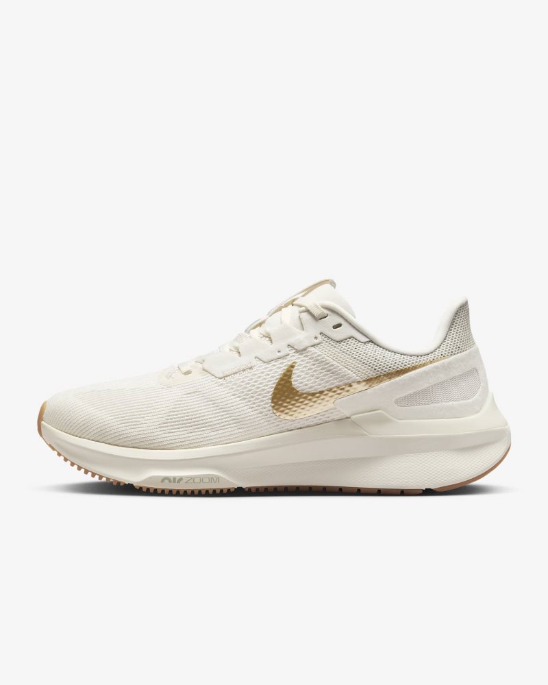 Nike Structure 25 Phantom/Weiß/Gummi Hellbraun/Metallic Gold