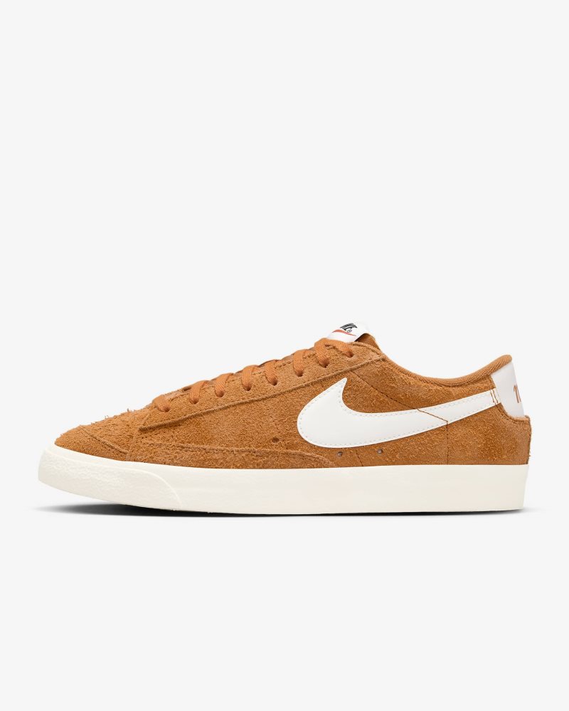 Nike Blazer Low '77 Vintage Monarch/Kokosnussmilch/Dark Russet/Segel