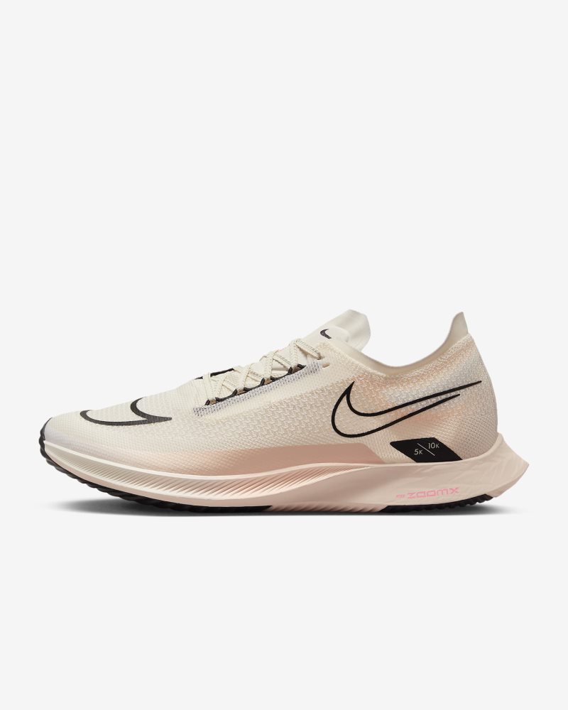 Nike Streakfly Pale Ivory/Guava Ice/Schwarz