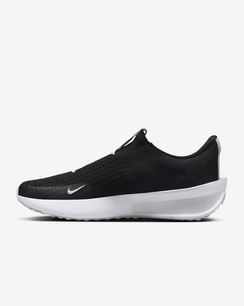 Nike Interact Run EasyOn Schwarz/Schwarz/Weiß