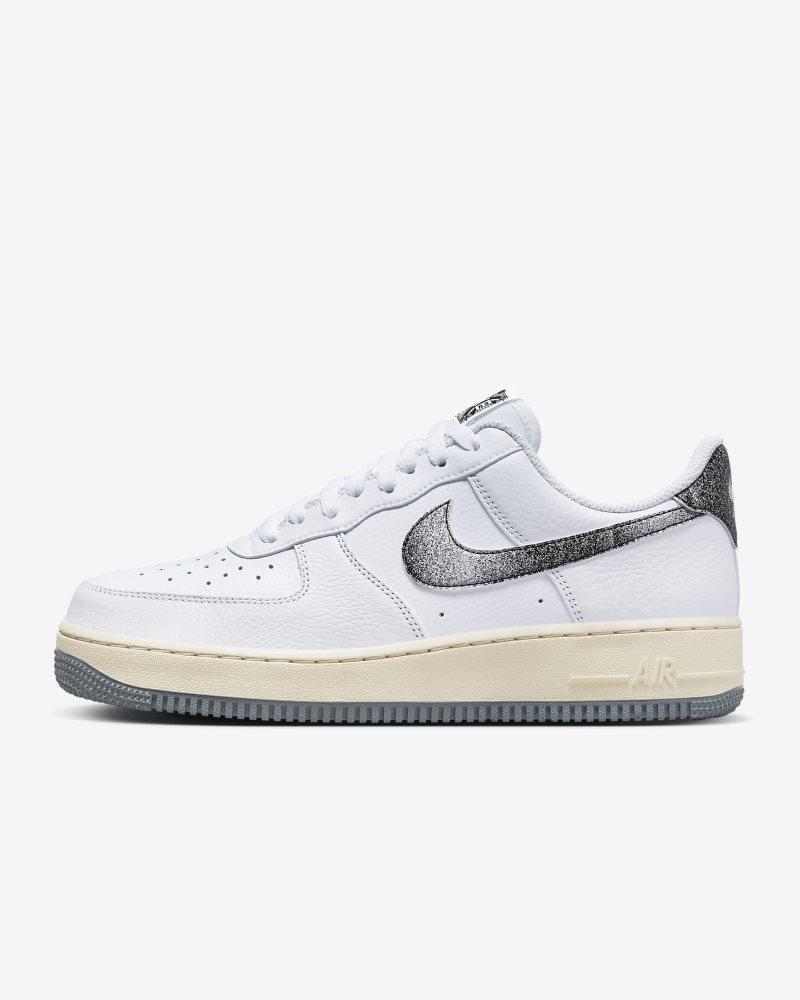 Nike Air Force 1 07 LX Weiß/Strand/Weiß/Rauchgrau